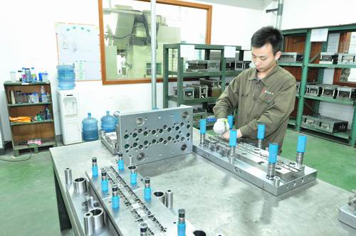 调整大小 组模区.JPG